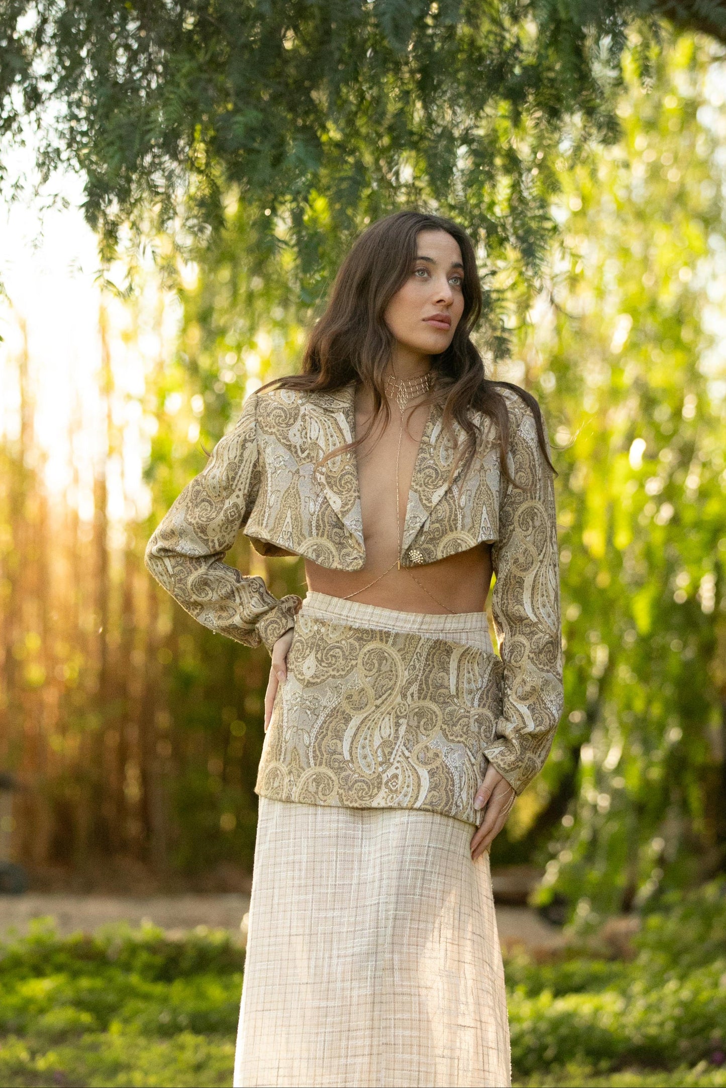 Theia set
