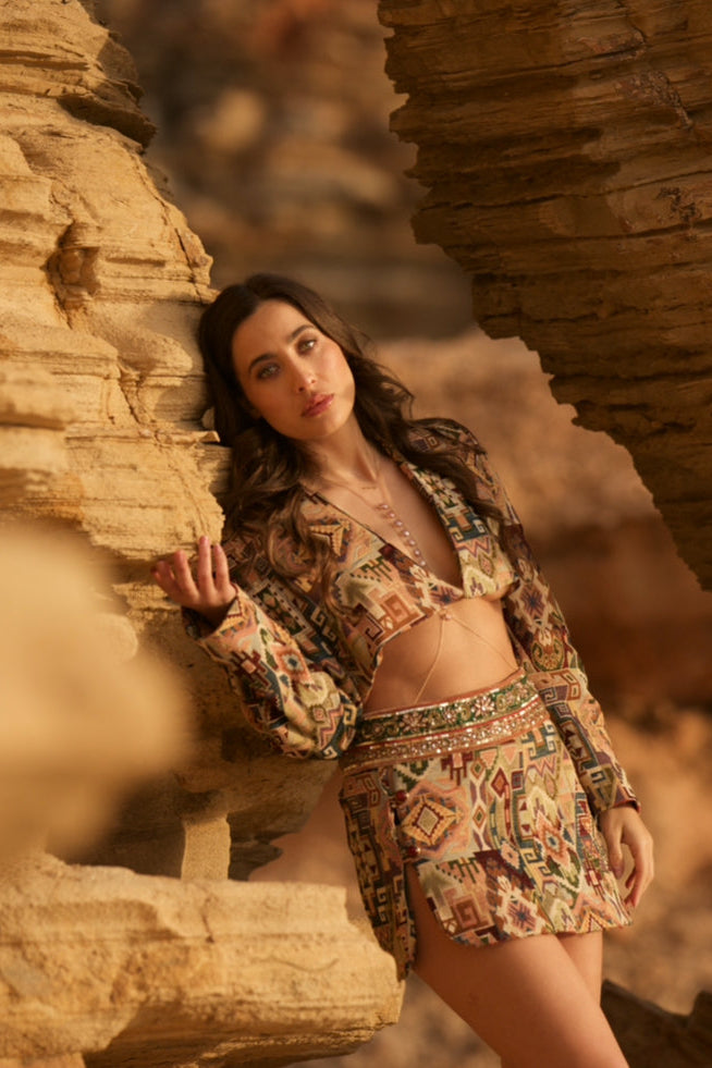 Isis set
